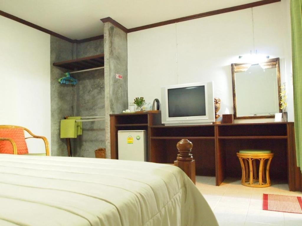 Baan Sala Lung Dam Hotel บ่อผุด ภายนอก รูปภาพ