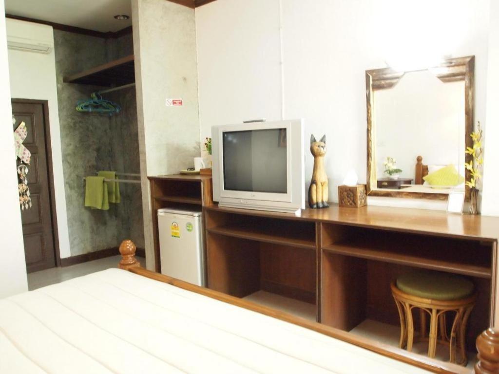 Baan Sala Lung Dam Hotel บ่อผุด ภายนอก รูปภาพ